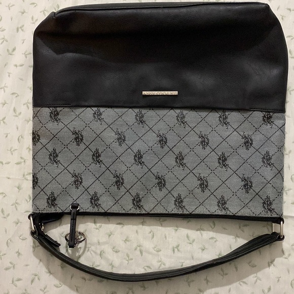 US Polo double Ryder hand bag. bag RN# 137646. in Used Condition - Picture 6 of 16